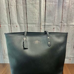 Coach shoulder bag